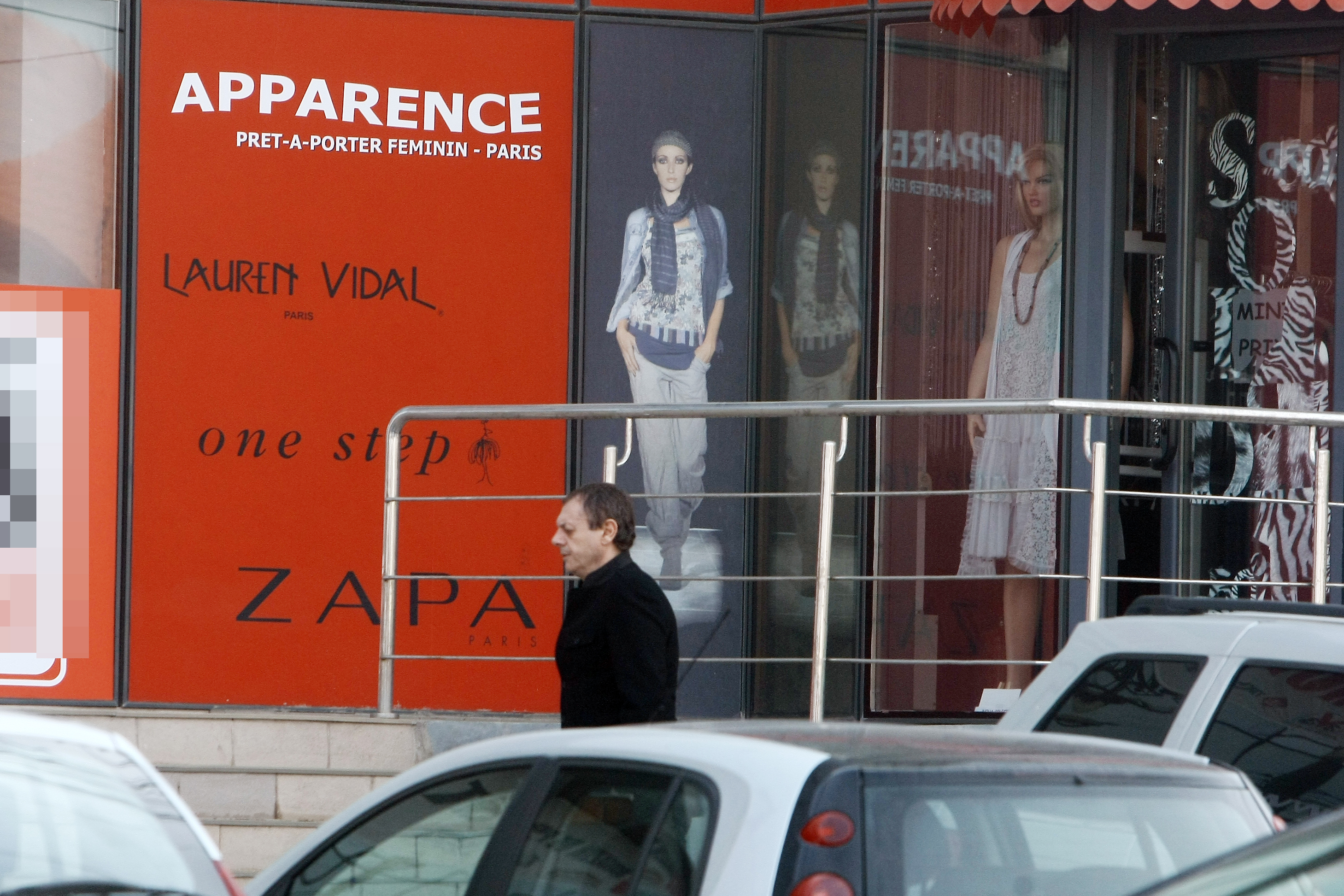 Ilie Balaci a poftit la produse de patiserie