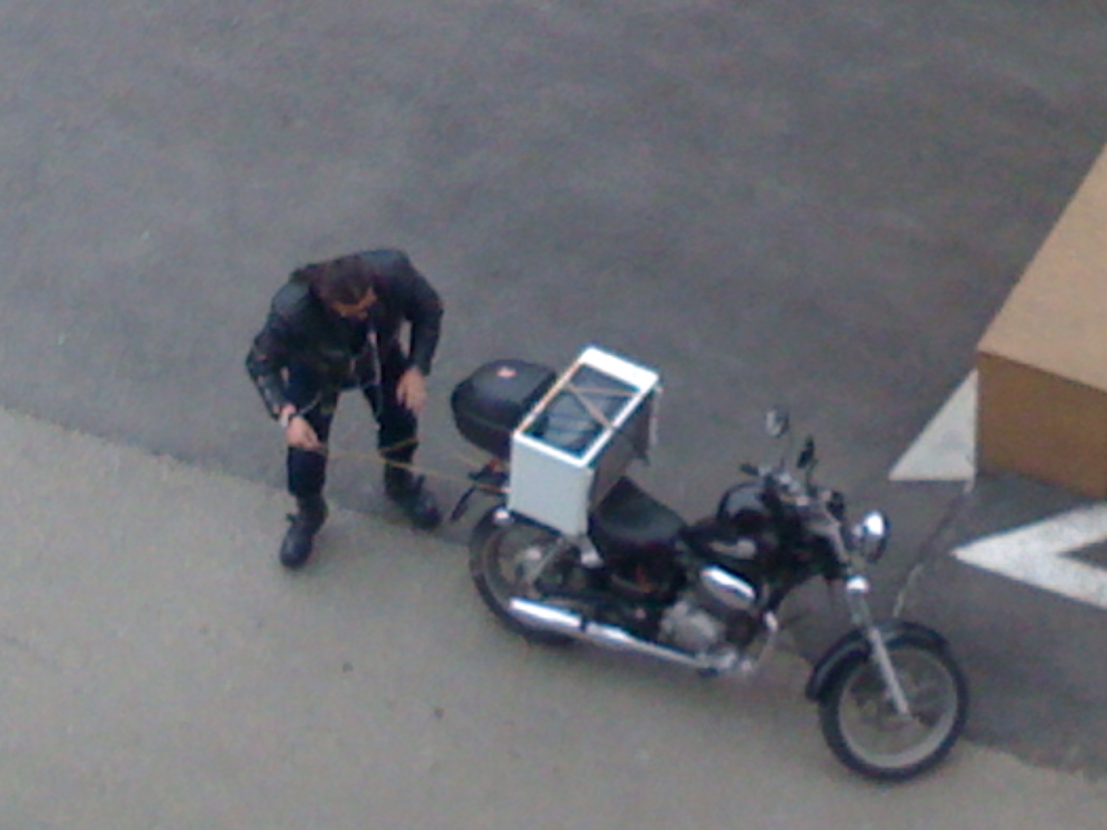 Cum urci un cuptor pe microunde pe un chopper?