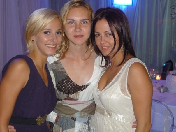 Mica, alaturi de bunele sale prietene, Dana si Andreea