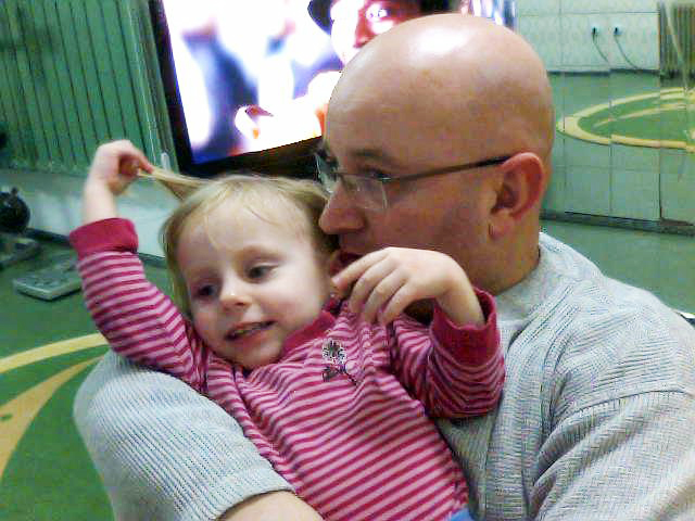 Mandru. Ovidiu Bugariu este bucuros ca micuta Maia a intrat in viata sa