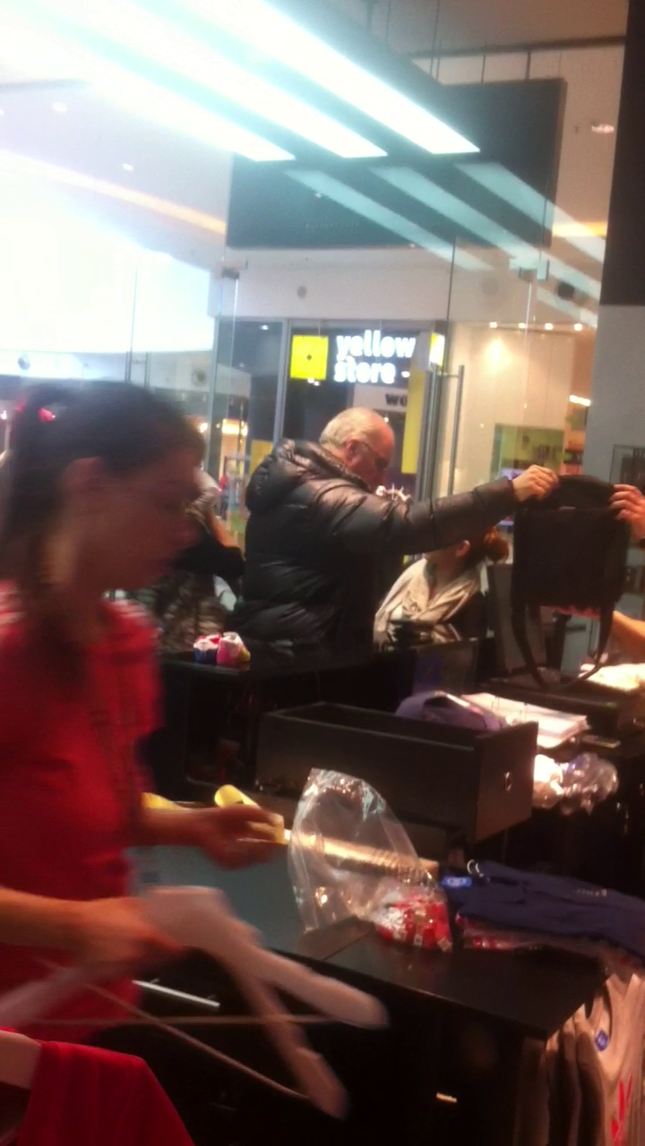 Octavian Belu a ales imediat un rucsac