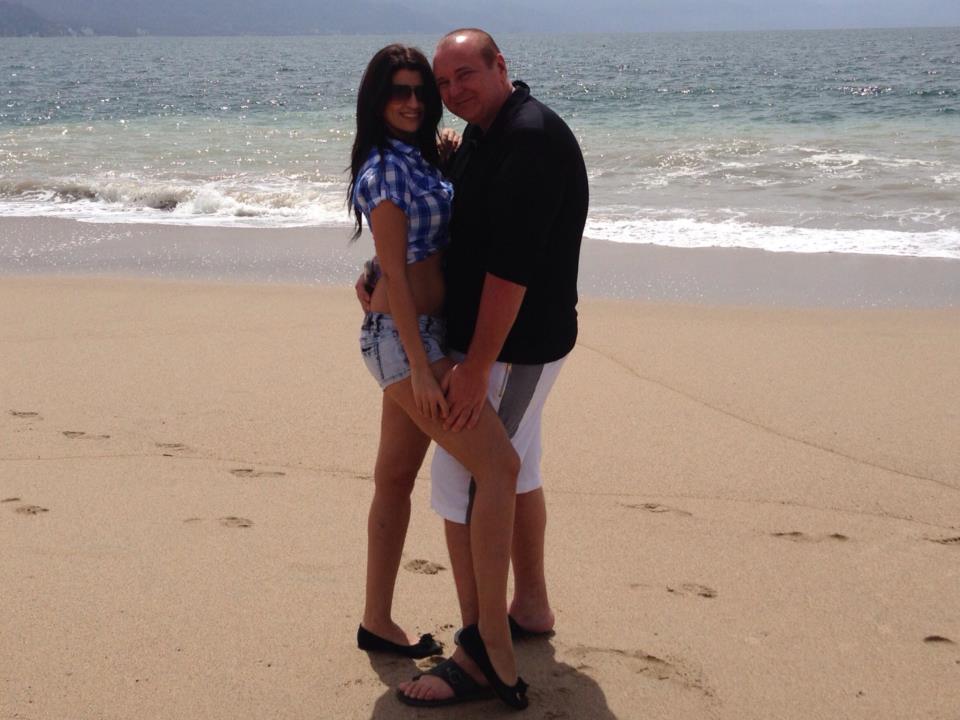 Nick si Alina Radi, in Mexic