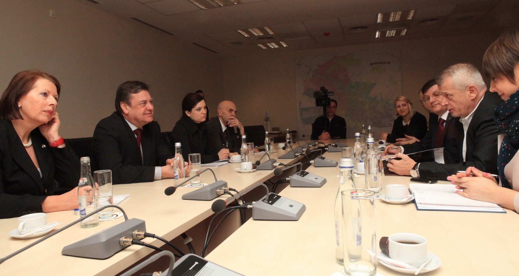 Discutie. Cei doi edili au discutat si despre o serie de preocupari comune ale celor doua municipalitati in ceea ce priveste o mai buna accesare a fondurilor europene dar si despre colectarea si reciclarea deseurilor