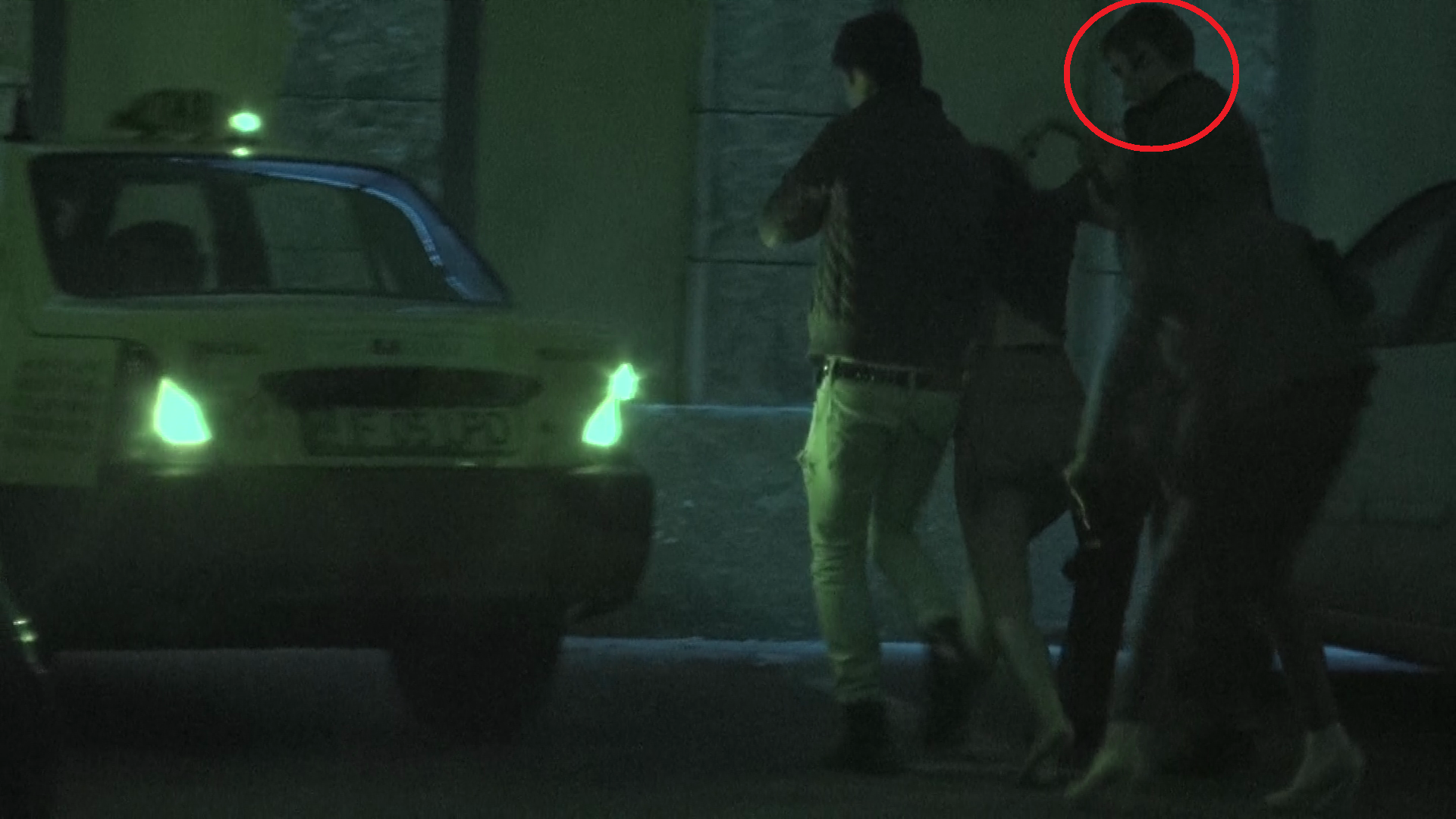 Aproape de coma, fata nu mai reusea sa se tina pe picioare