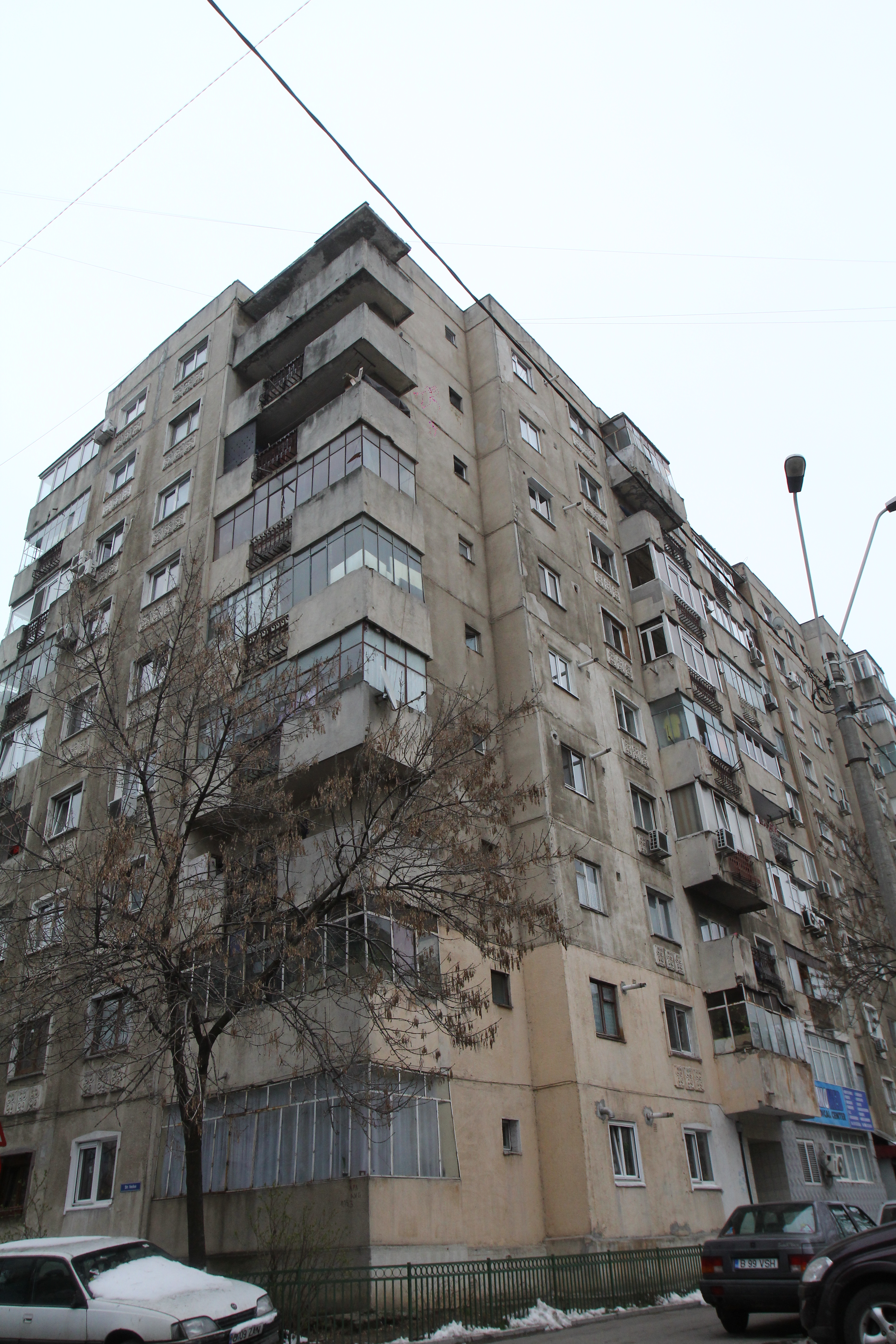 Blocul in care locuieste dansatoarea