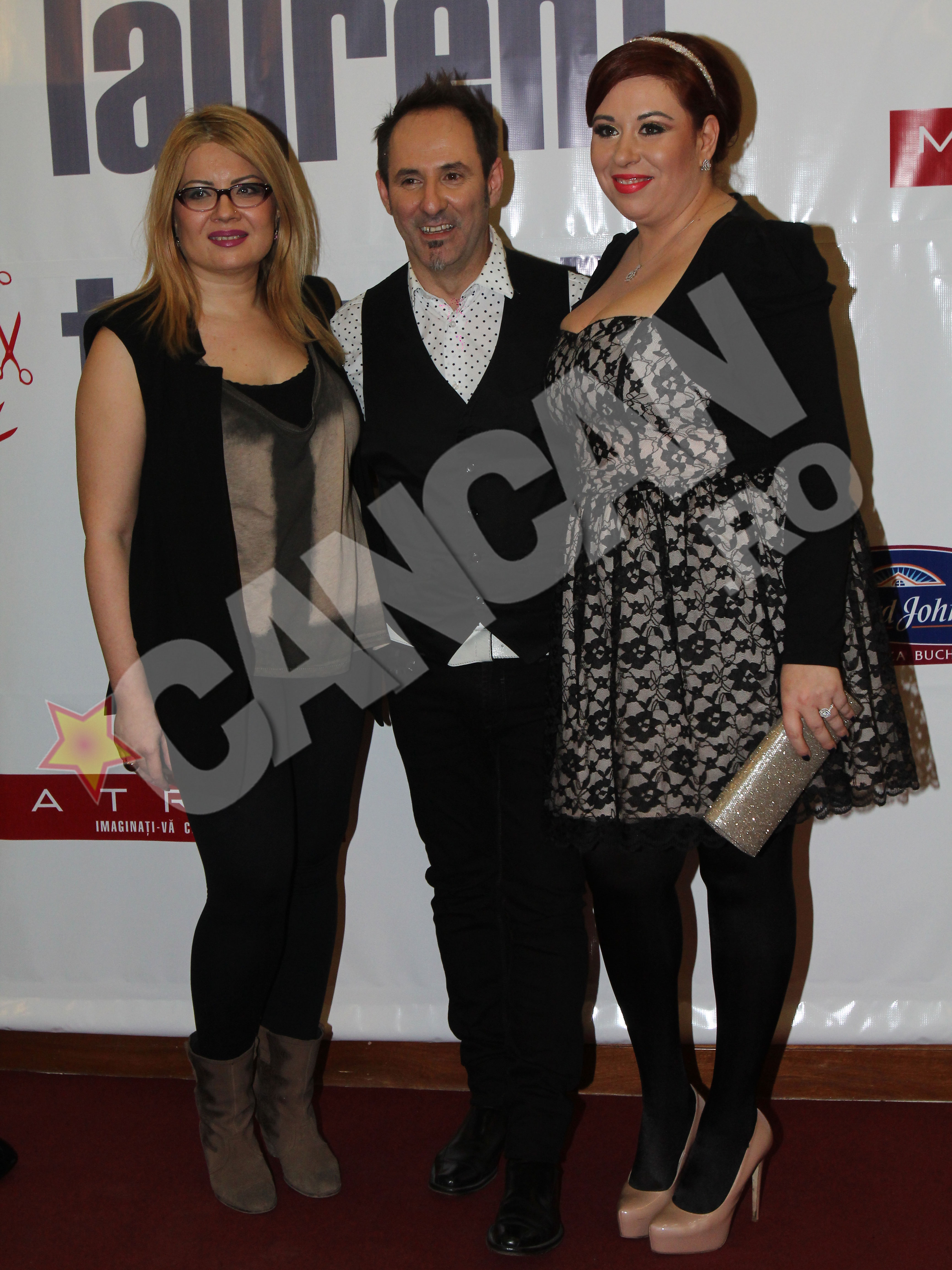 Catinca si Oana au pozat impreuna cu gazda evenimentului, Laurent Tourette