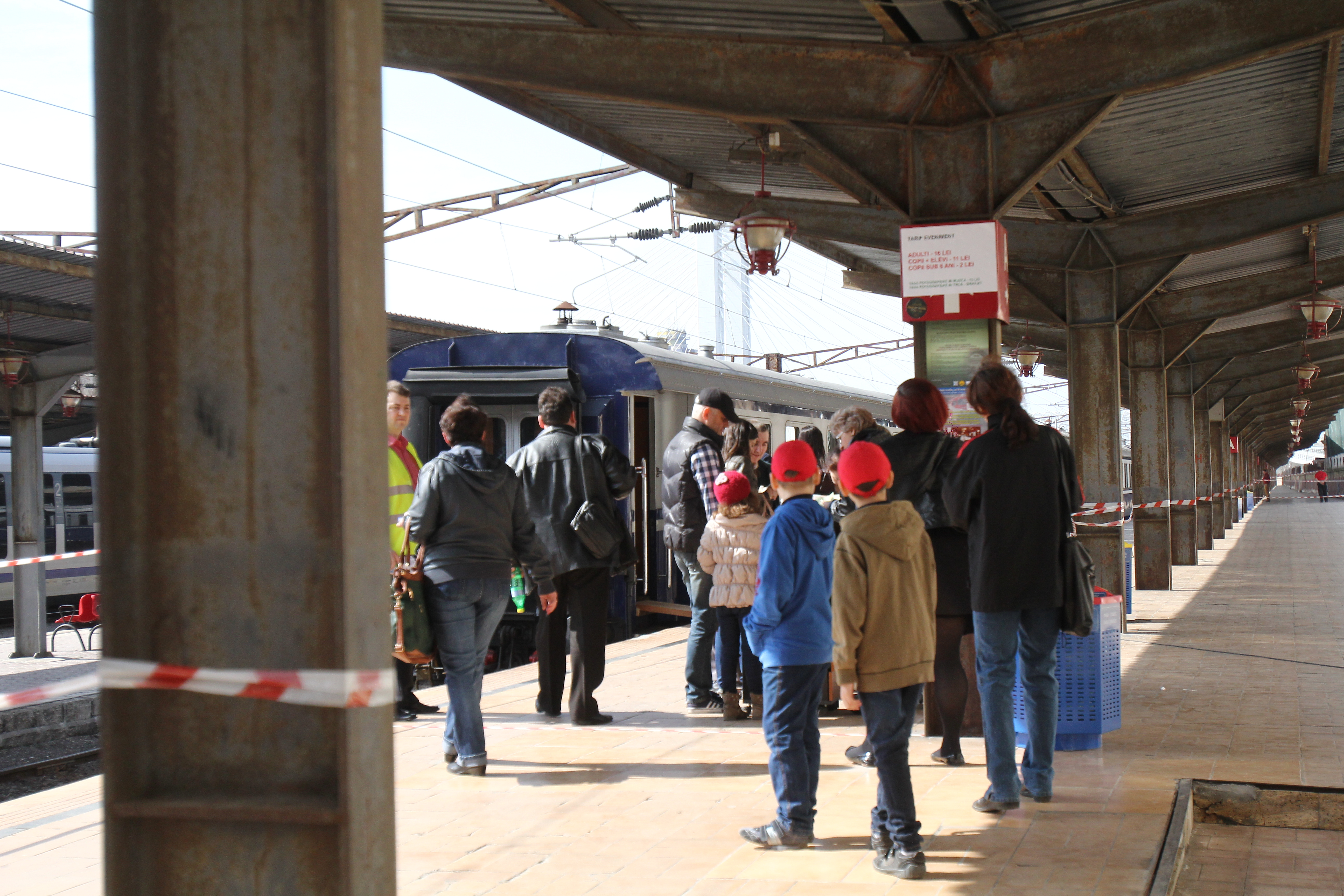 Vedeta tv, Virgil Iantu a vizitat impreuna cu pustiul sau trenul