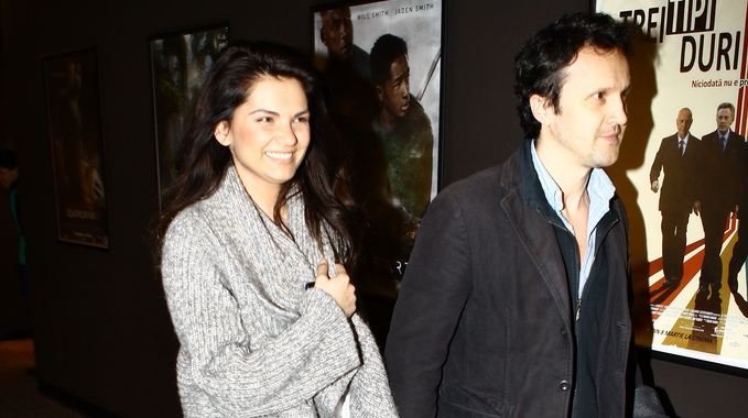 Malvina si Dorian aproape ca au fugit pe holurile cinematografului. Ei nu au vrut sa raspunda intrebarilor puse de jurnalisti