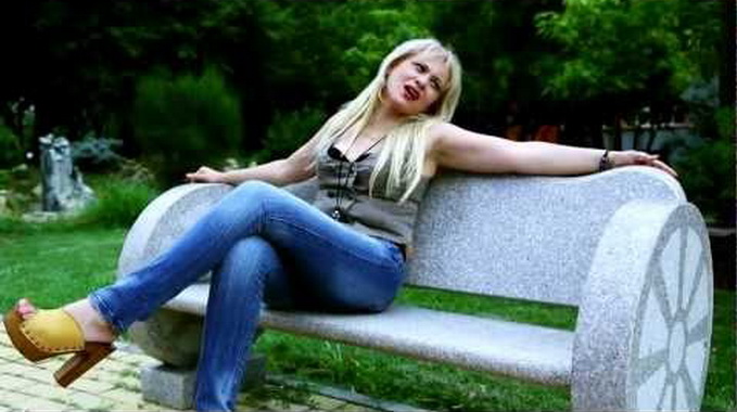 Luminita Pauliuc a venit din Franta ca sa divorteze