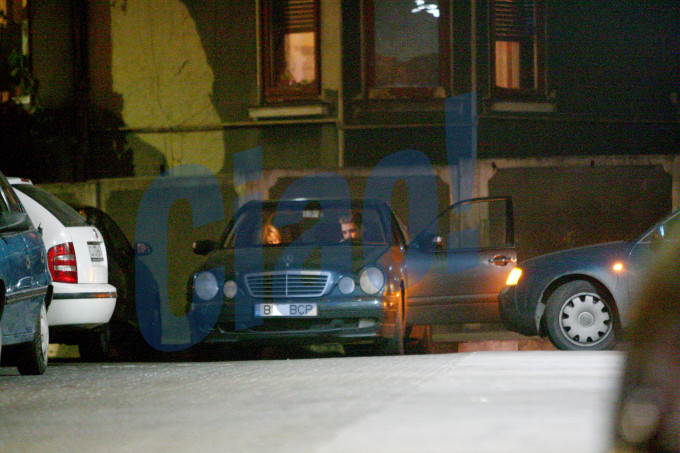 In 2010, paparazzii Ciao! l-au fotografiat pe Marcel Toader, la ceas de noapte, intr-o intalnire clandestina cu o blonda.