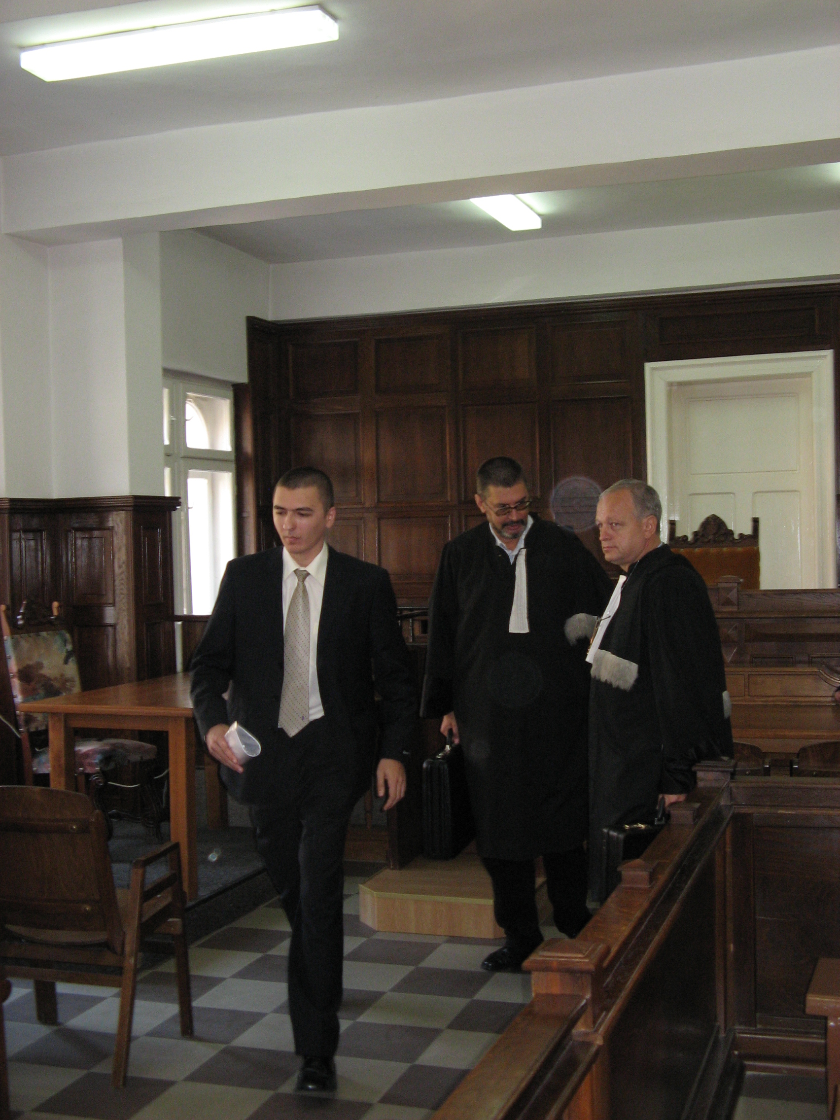 Faur in timpul procesului