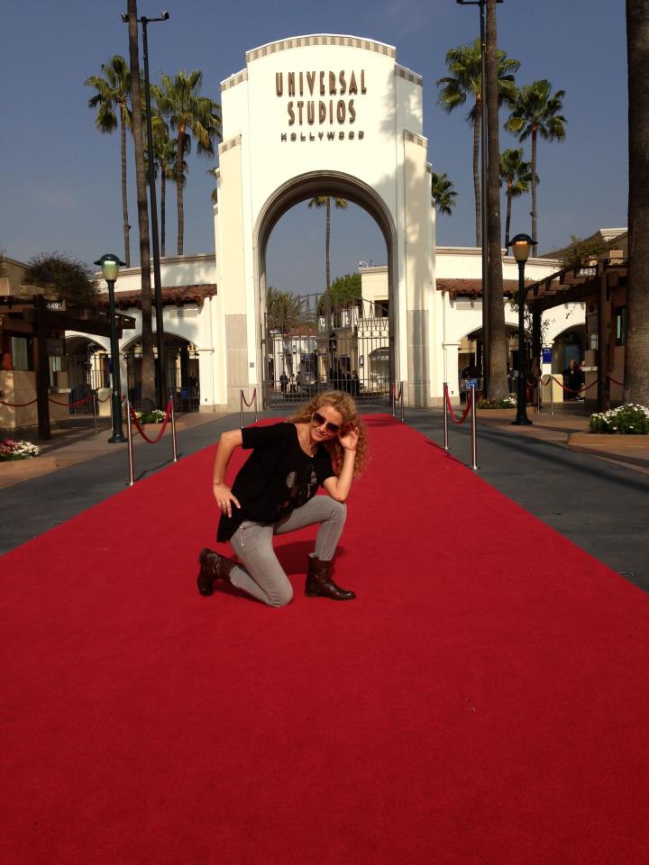 Cantareata isi doreste o cariera si in actorie