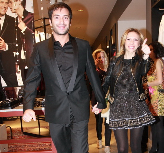 Radu Valcan si iubita ii multumesc avocatului pentru gestul sau tot mai rar intalnit