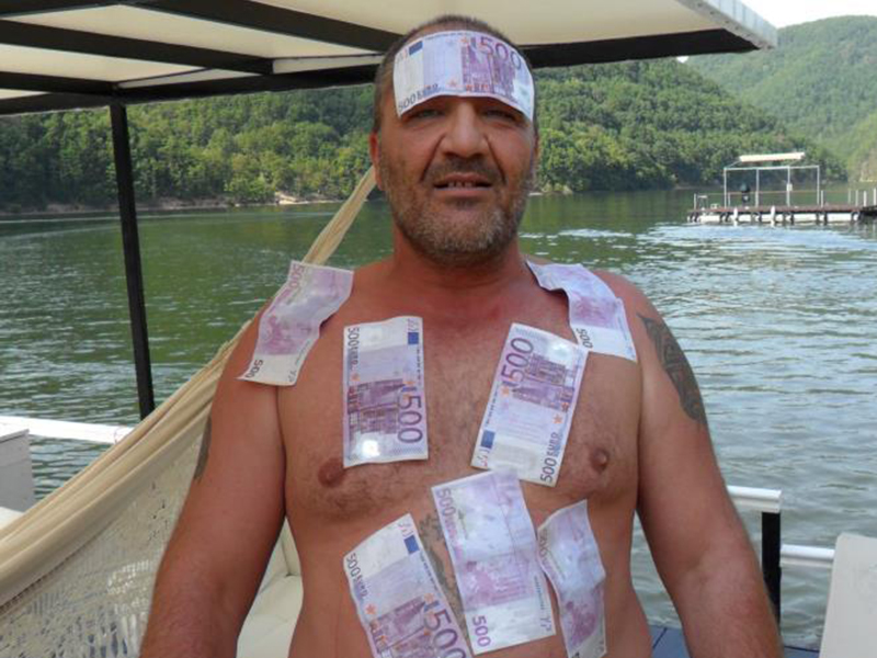 Fabuloasa viata a lui Nelson Mondialu! A facut scandal de mic! Vezi cum a scapat de la casa de copii si de ce s-a apucat de furat