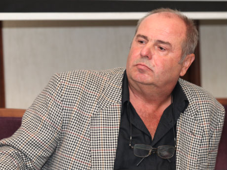 Omul de afaceri a inceput munca de mic, el a invatat tamplaria de la tatal sau (sursa agrointel.ro)