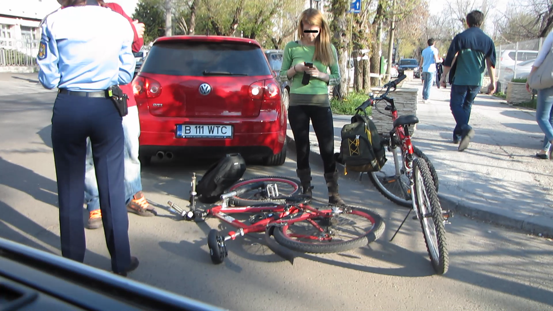 Politistii au ajuns la fata locului