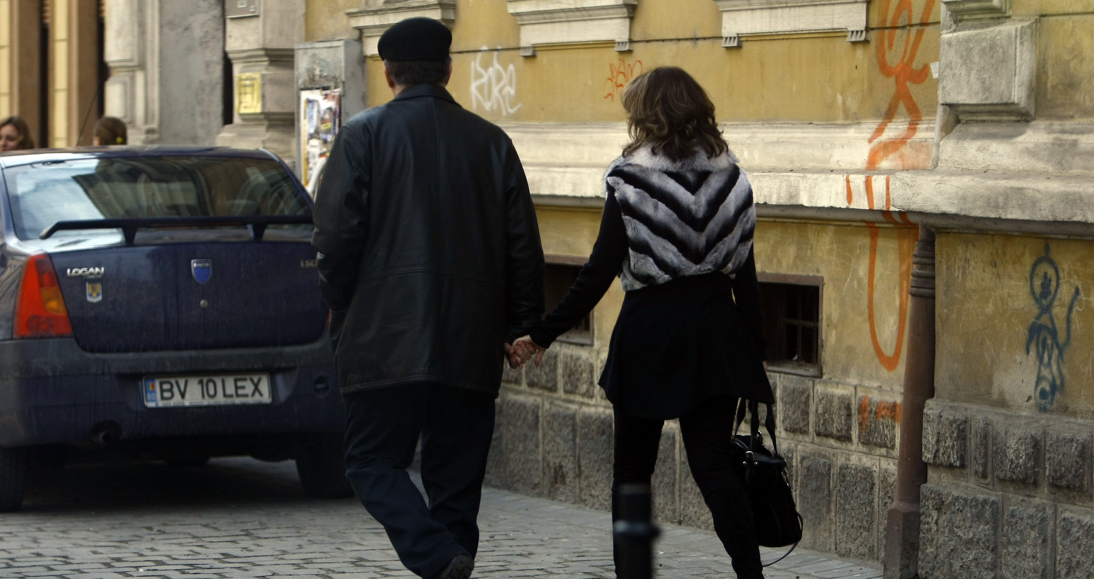 Cei doi s-au plimbat pe strazile din Brasov