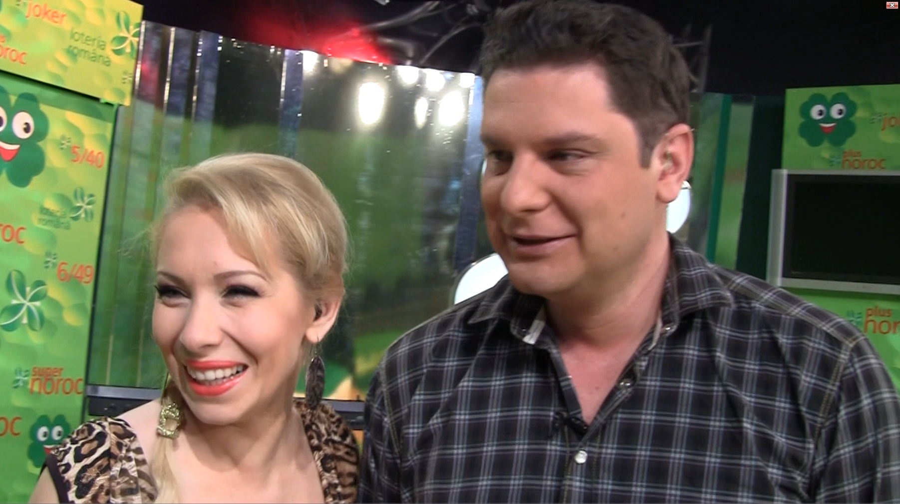 Cei doi prezentatori de la loto ne-au povestit cum sunt apostrofati pe strada