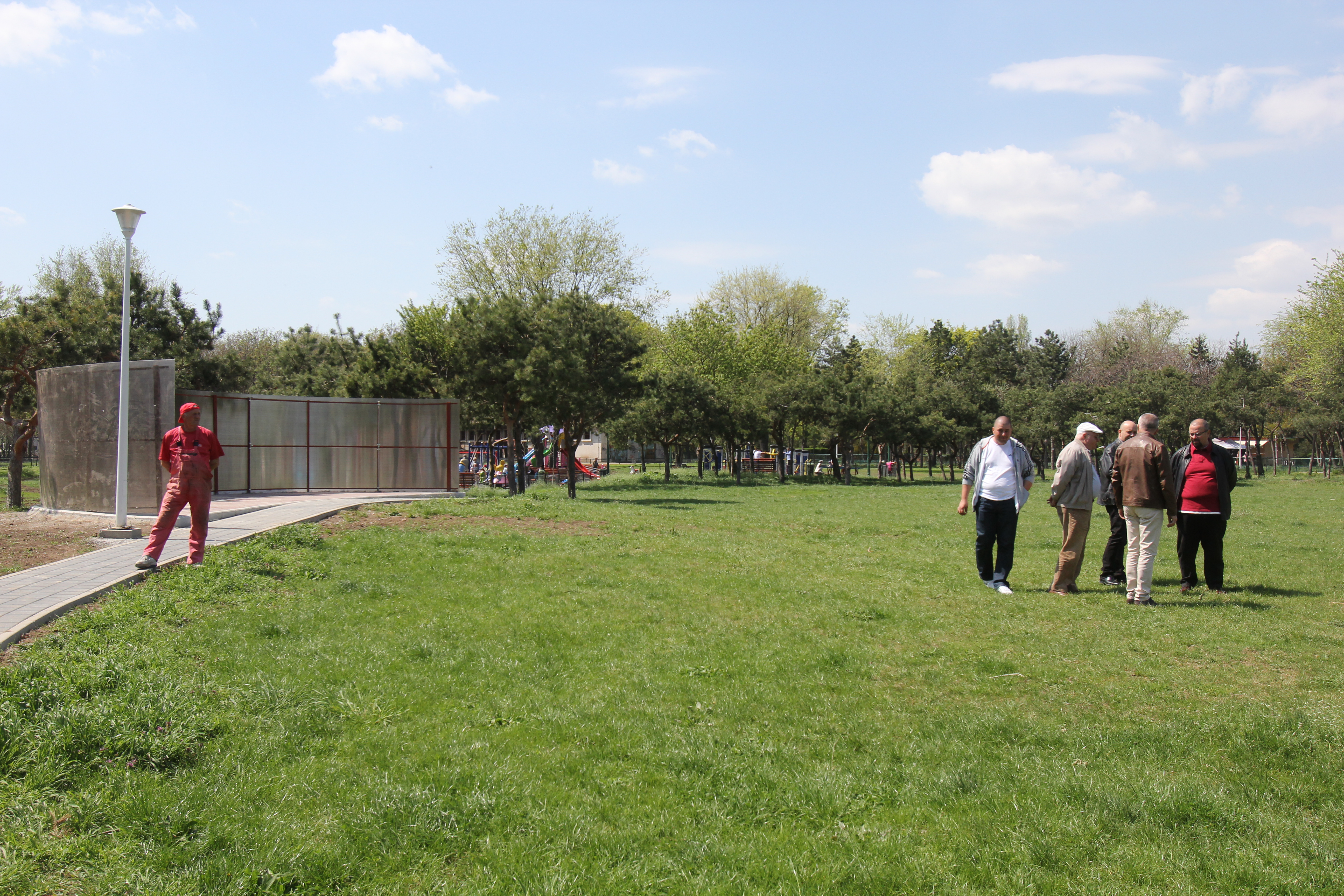 Plaja va fi dotata si cu cinci dusuri