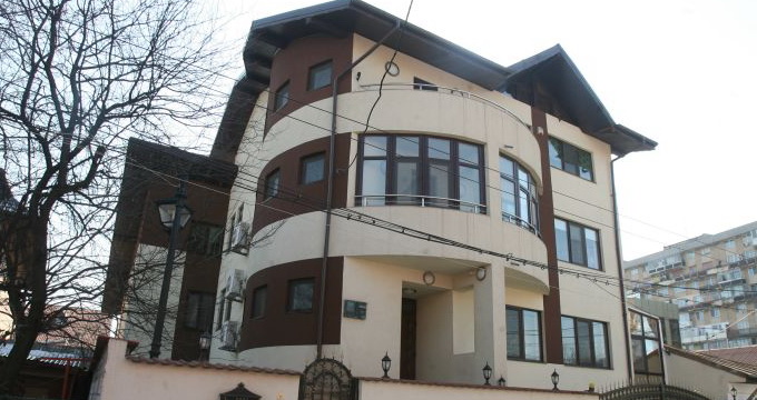 Denuntatorul a pus ochii pe vila lui Marisu Petcu din sectorul 4