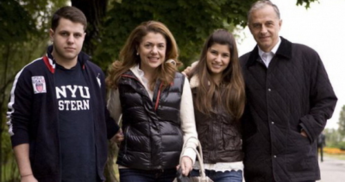 Mircea Geoana este extrem de mandru de familia sa