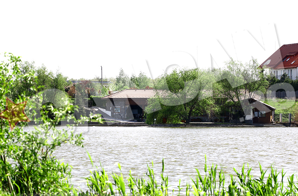 Desi casa este inca in constructie, Mircioiu si-a amenajat deja o crama pe malul lacului, unde, se pare, ar fi vrut sa se retraga in zorii zilei de sambata