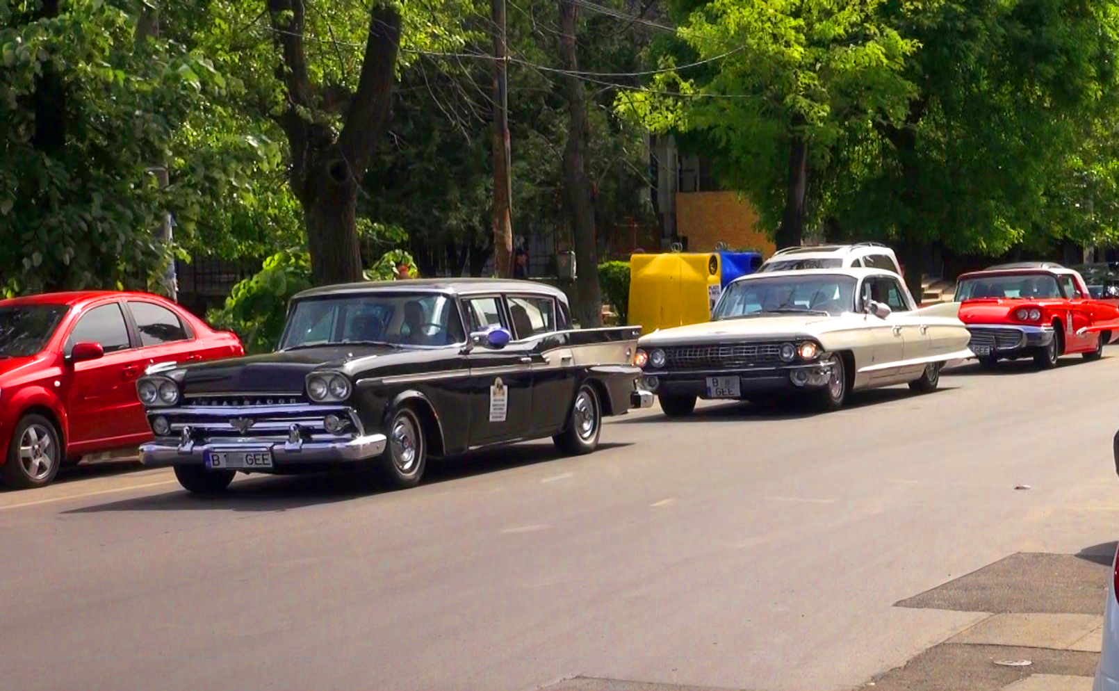 Alaiul nu a blocat strada decat cinci minute cat mireasa a facut cateva poze