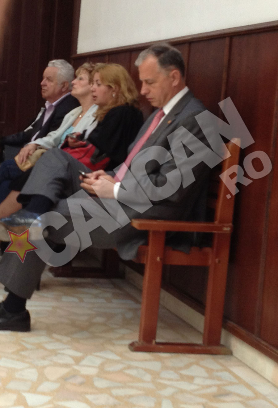 Mircea Geoana a ajuns la Judecatoria Sectorului 1, Bucuresti