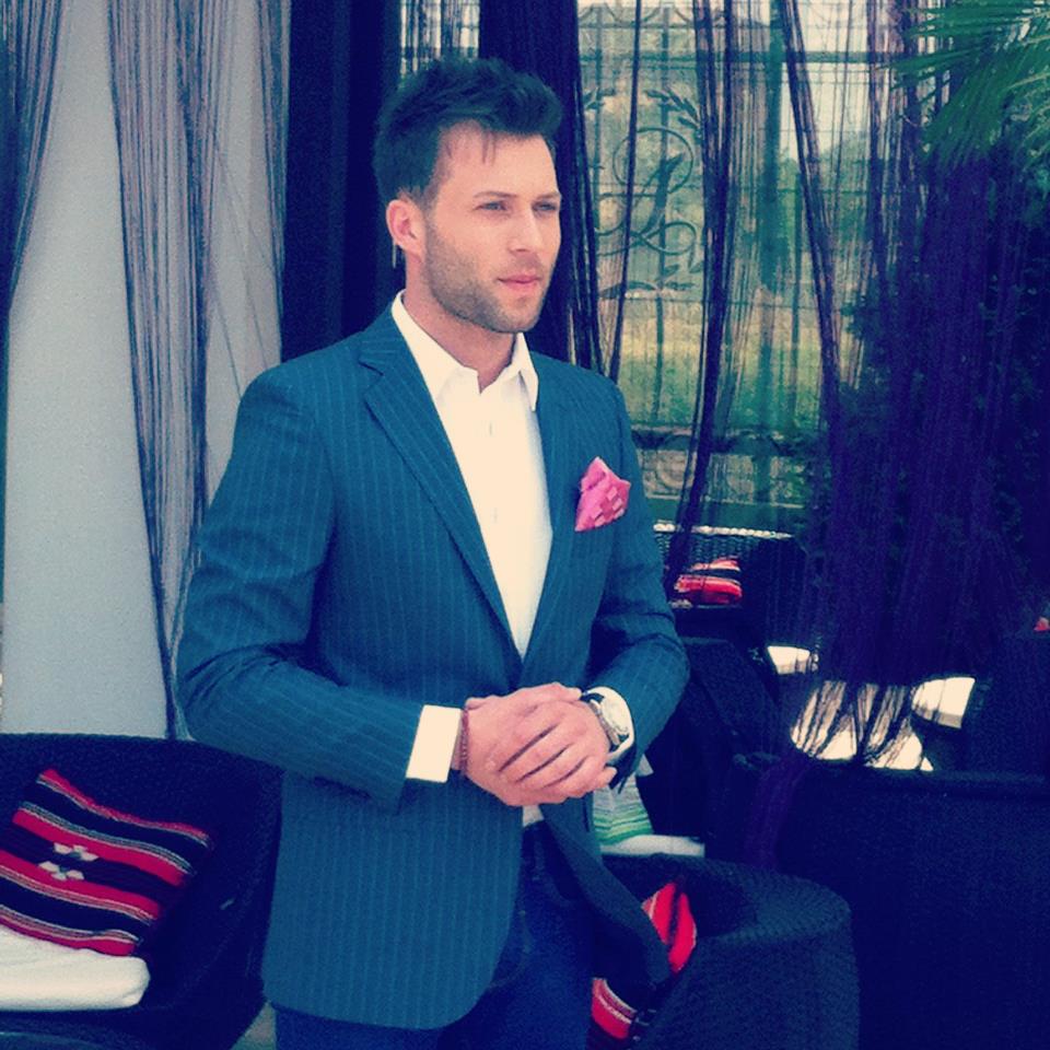 Andrei seamana leit cu designerul Catalin Botezatu