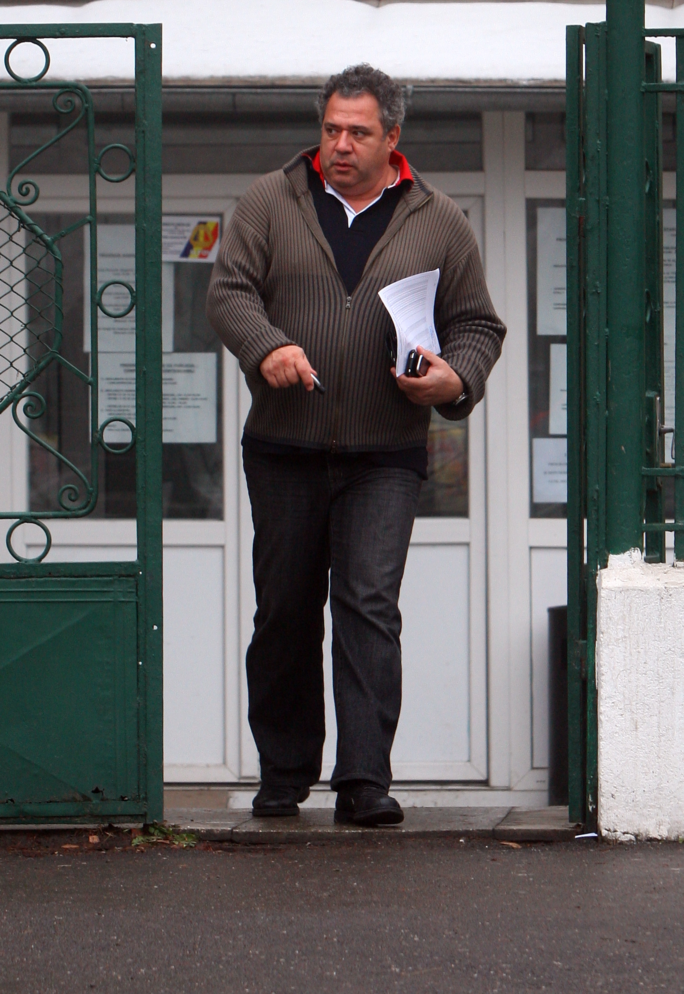 Pilotul vrea sa ajunga la 90 de kilograme