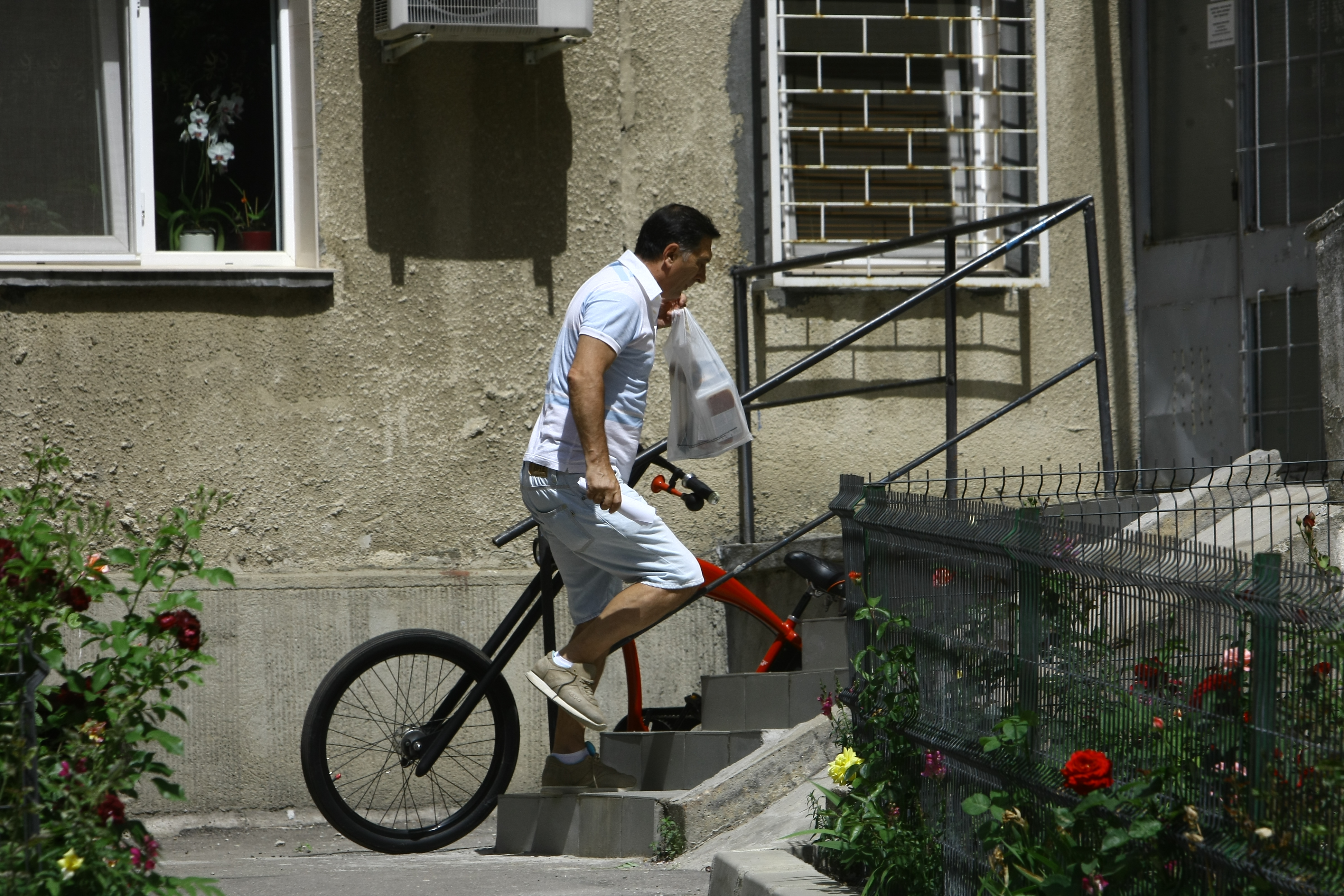 Craciunescu a plecat dupa mancare cu o bicicleta ultima fita