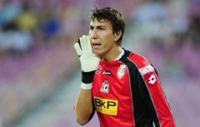 Potrivit surselor noastre, nas de cununie al stelistului va fi fostul sau coleg de la Poli Timisoara si actualul portar al lui Manchester City, Costel Pantilimon