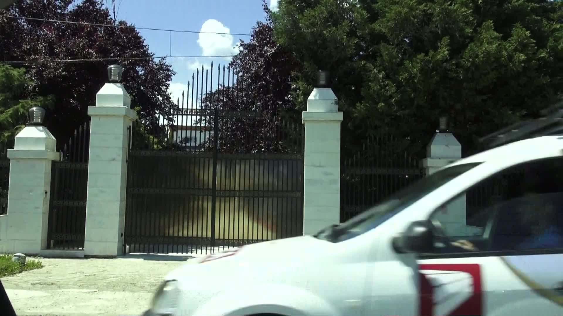 Dupa ce Gigi Becali a fost inchis, familia s-a