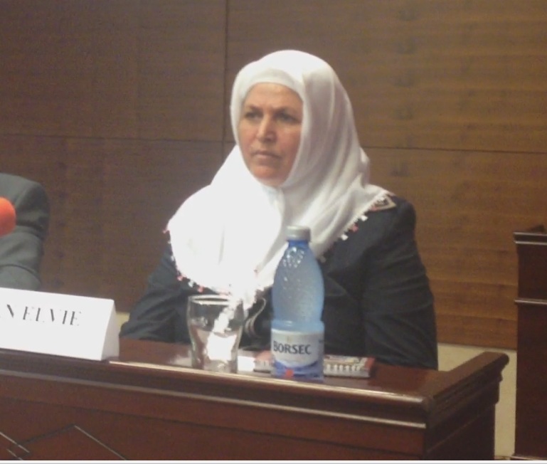 Mama Larei Saban si-a recastigat nepotica