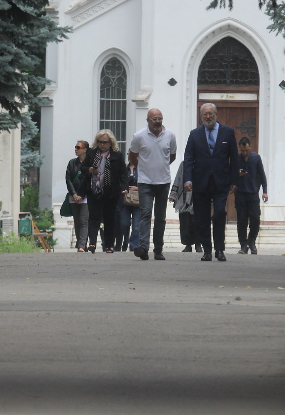 Ambasadorul Spaniei in Romania, Estanislao de Grandes Pascual, i-a adus un ultim omagiu regizorului