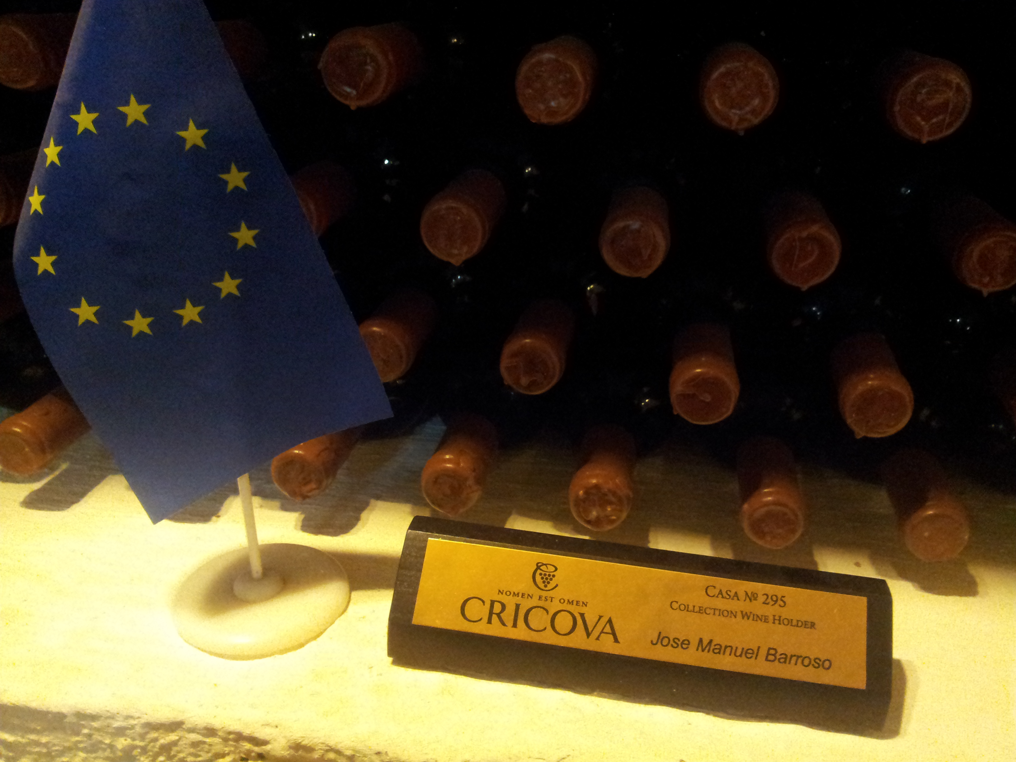 Presedintele Comisiei Europene, Jose Barroso, are si el un stand de vin la Cricova