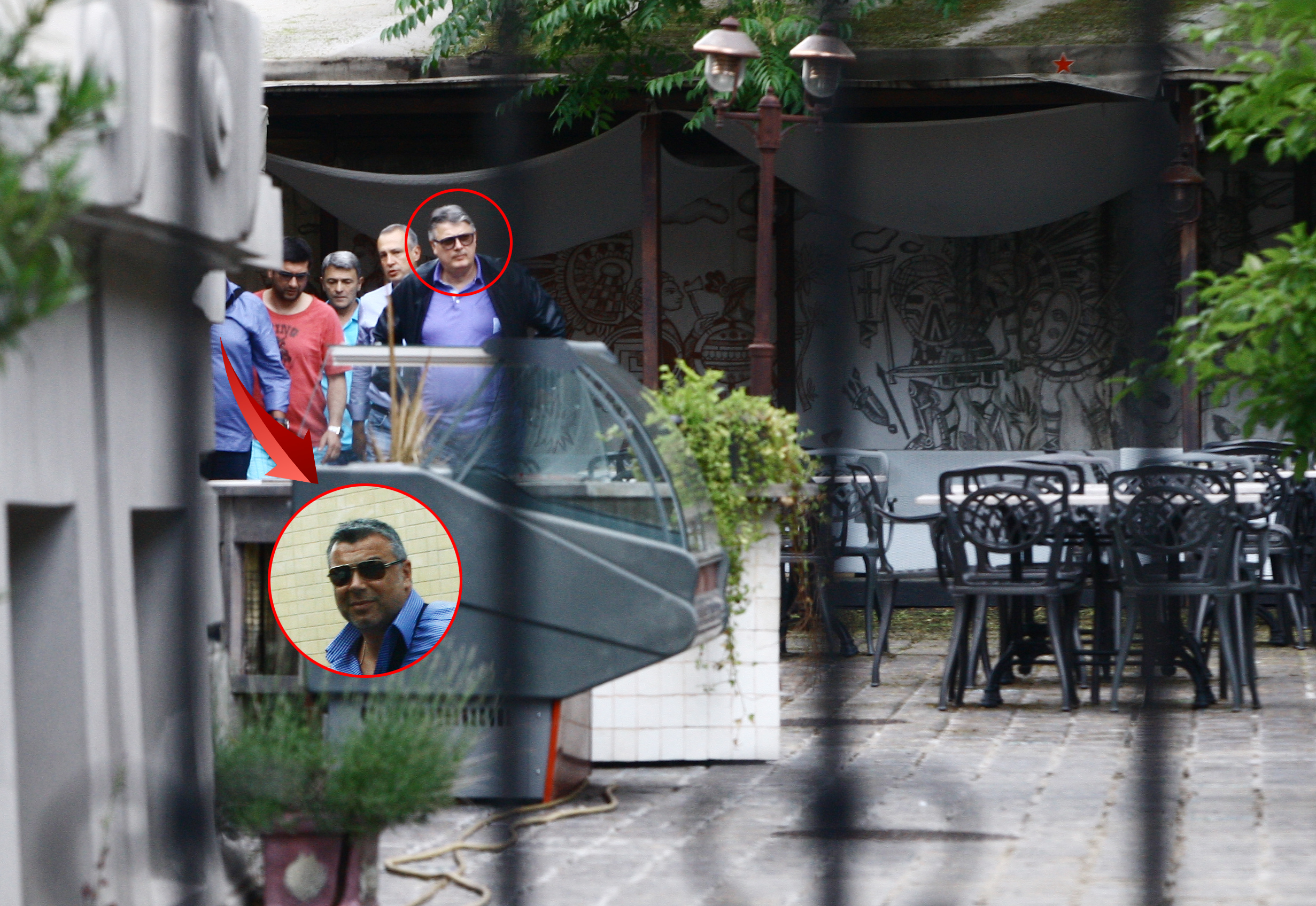 Tandemul Olaroiu-Iorgulescu a inspectat vila si curtea aproape 30 de minute, insa nu au fost impresionati