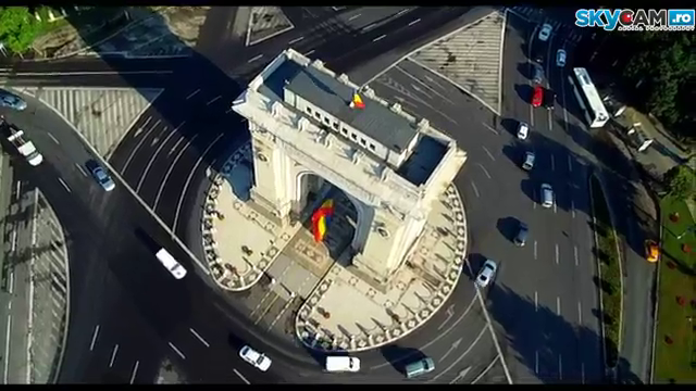 Arcul de Triumf vazut de sus