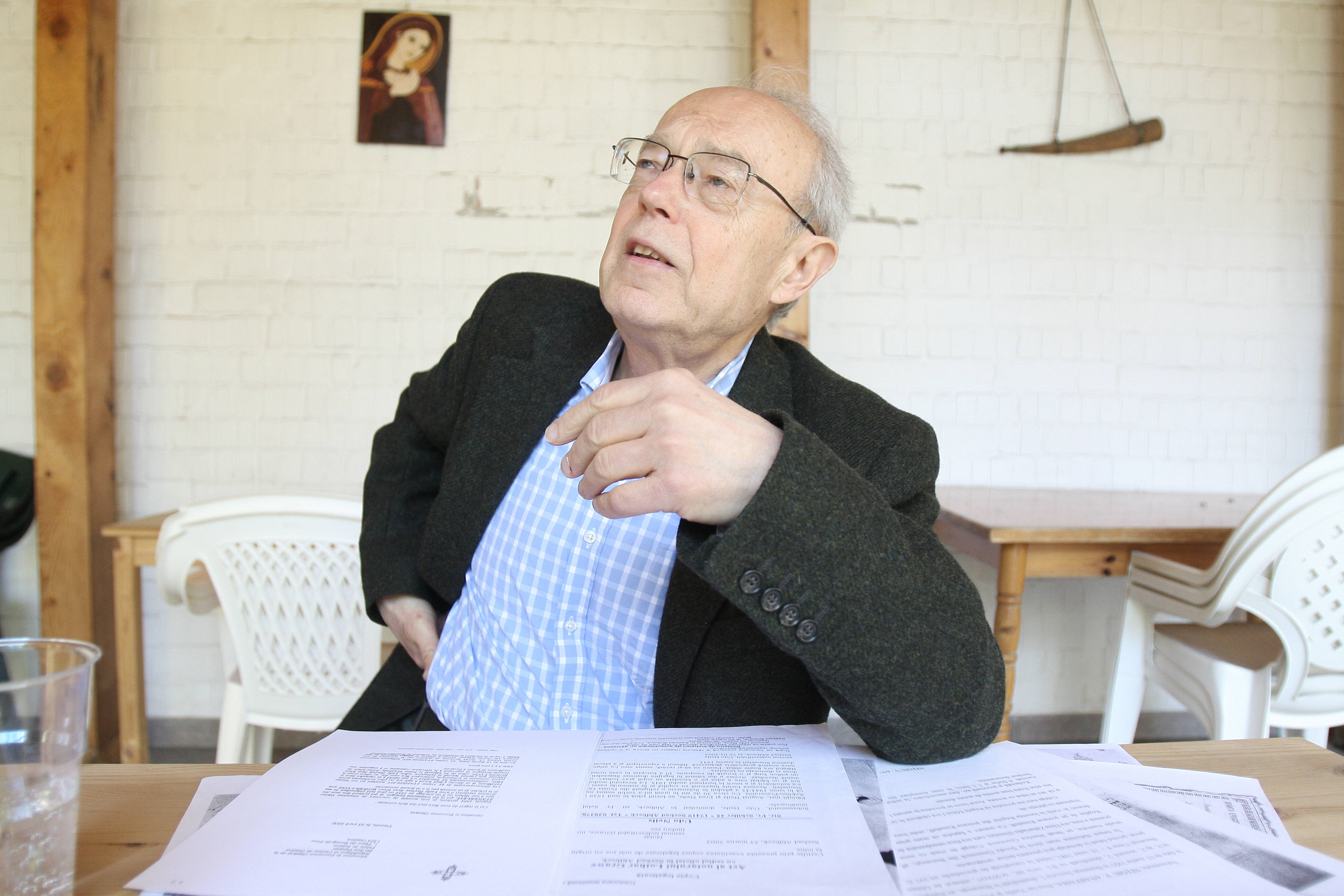 Neamtul Dieter Stanzeleit vrea sa demonstreze ca este descendentul familiei regale printr-o proba ADN