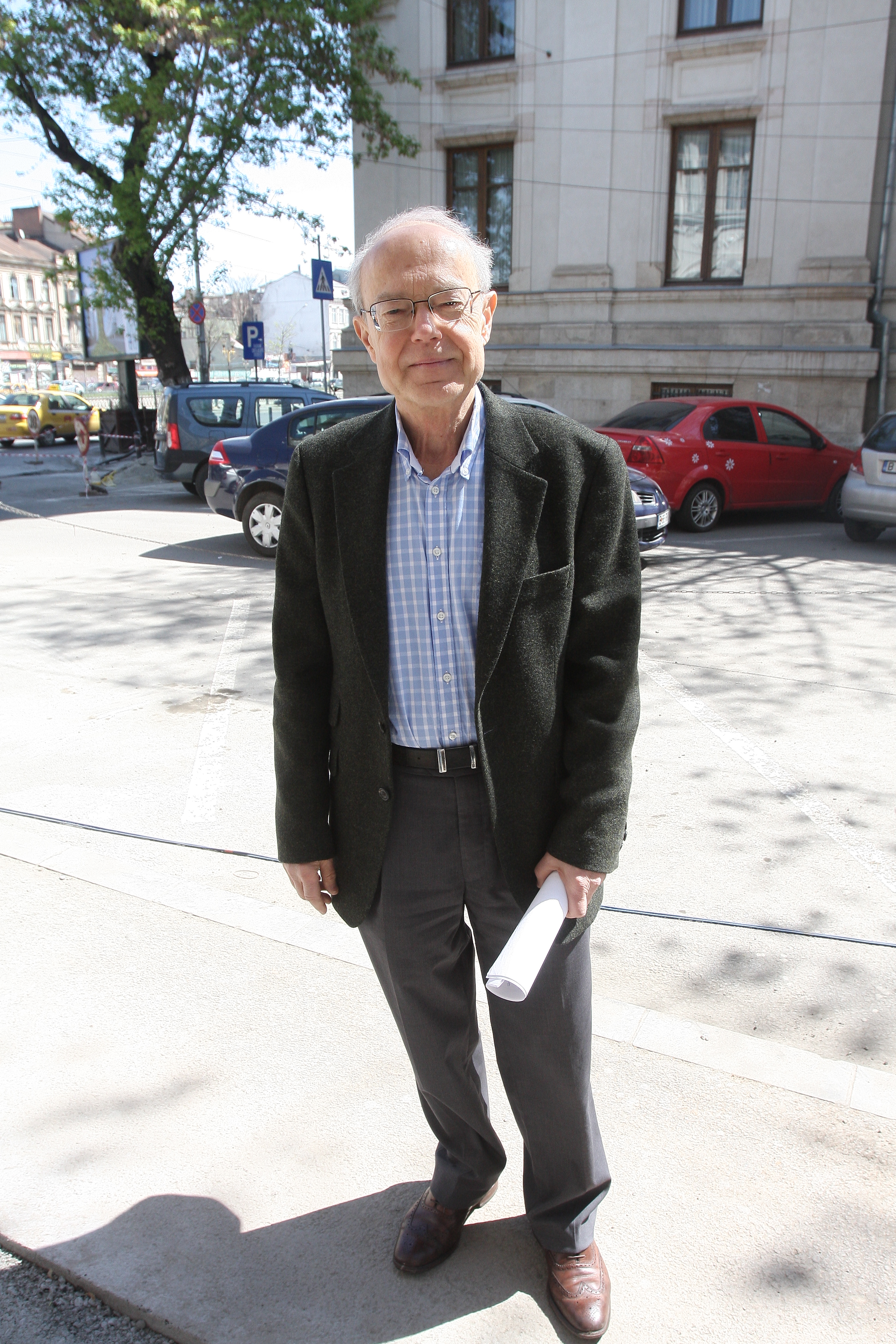 Neamtul Dieter Stanzeleit vrea sa demonstreze ca este descendentul familiei regale printr-o proba ADN