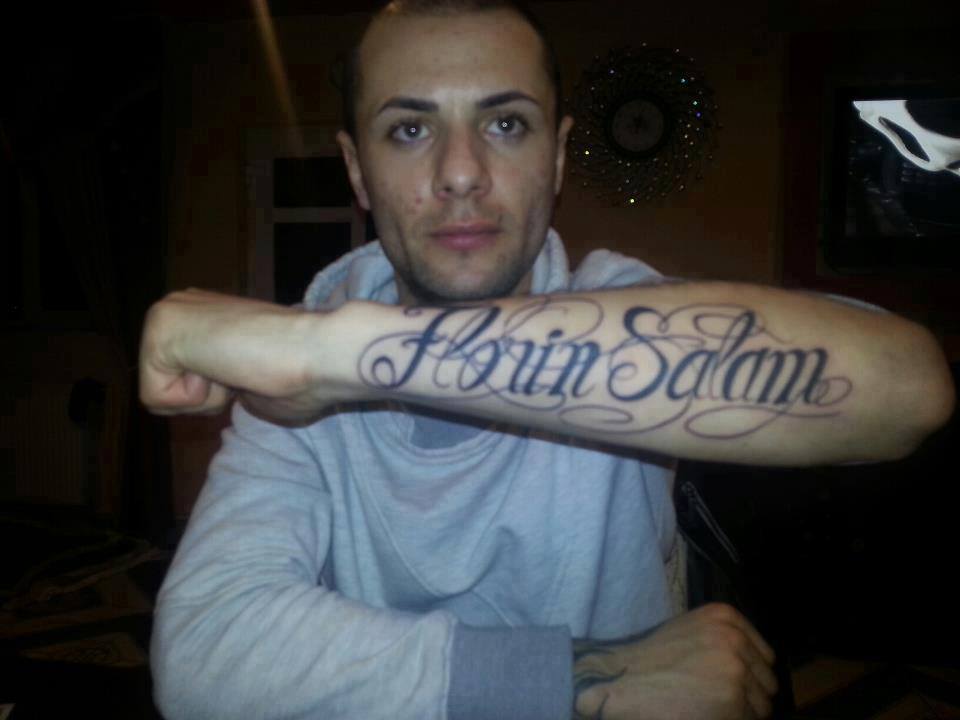 Cel mai infocat fan a lui Salam si-a tatuat numele lui pe antebrat