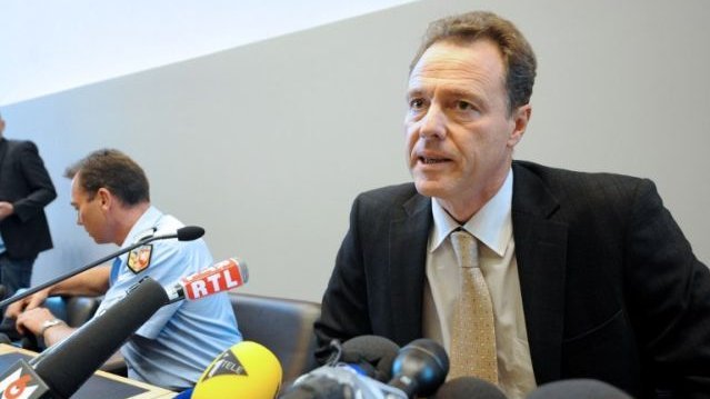 Procurorul Eric Maillaud considera ca masacrul ar putea avea legatura cu persoane din Romania