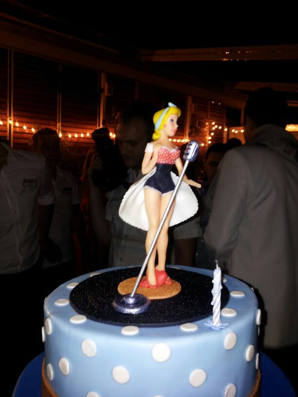 Tortul artistei a fost unul caracteristic