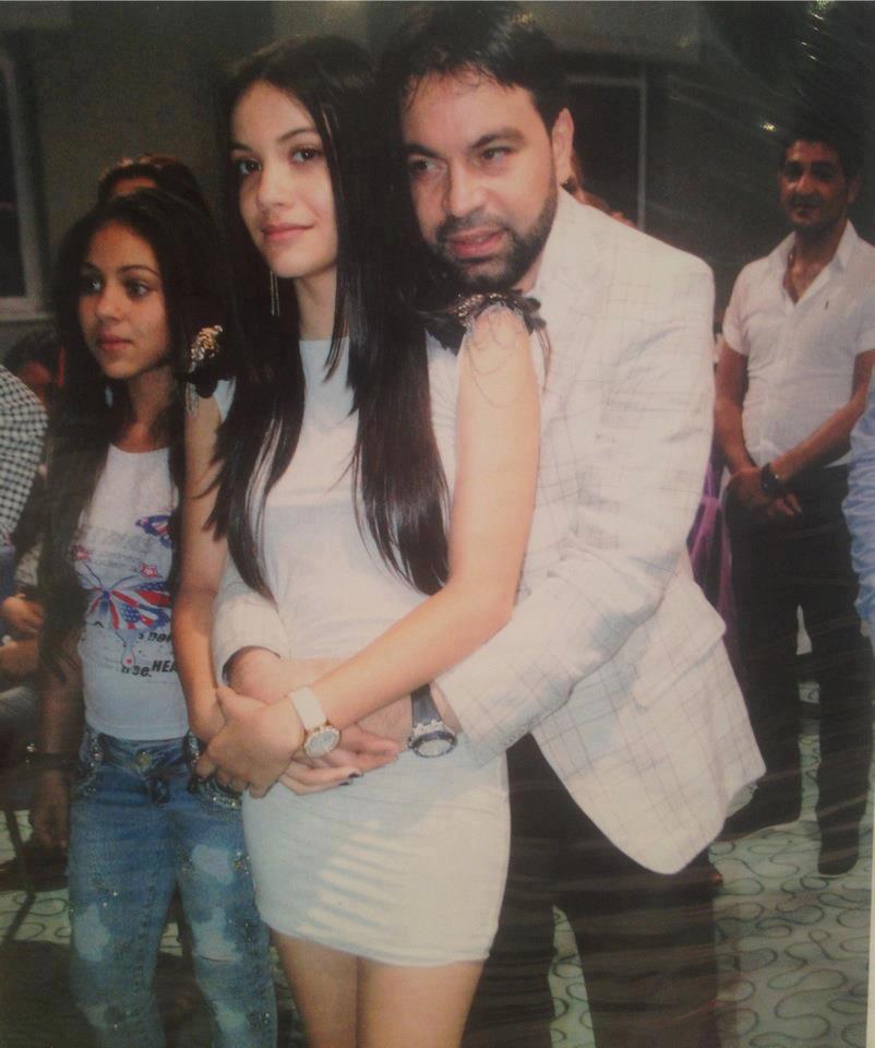 Florin Salam isi iubeste fata ca pe ochii din cap