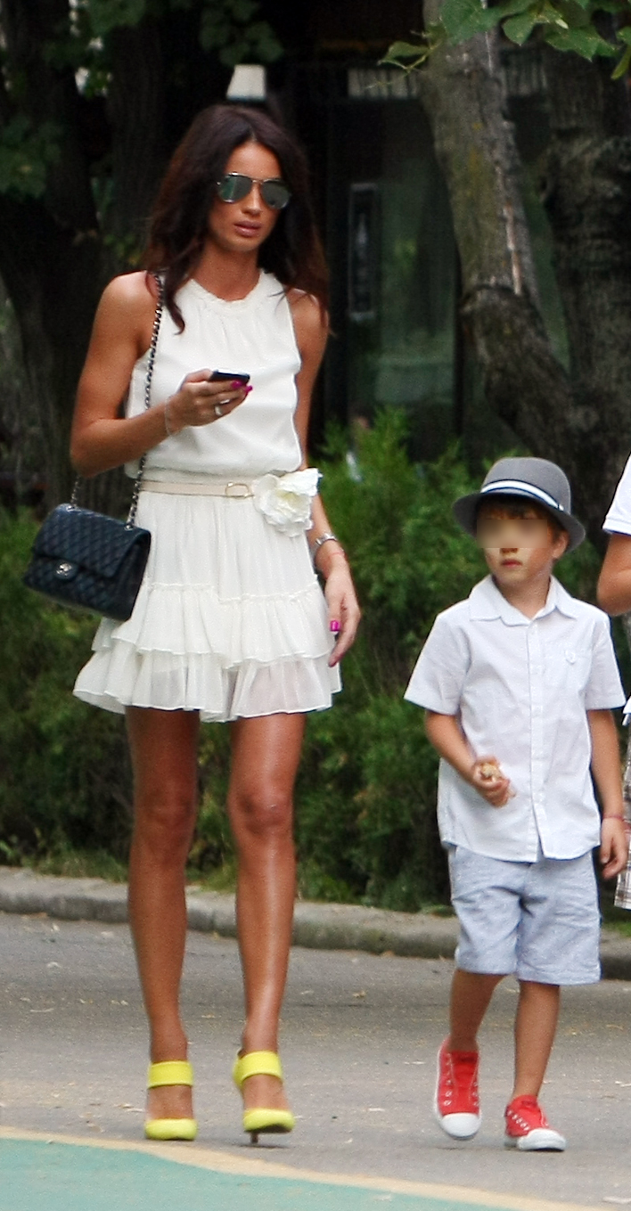 Pe Geanina nu o mai leaga de fostul sot decat fiul lor, Patrick