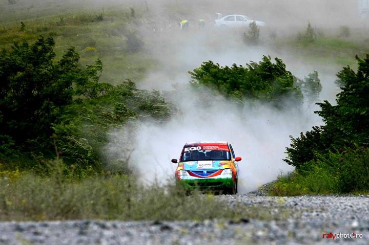 La Raliul Transilvaniei s-au inregistrat peste 15 abandonuri si mai multe accidente