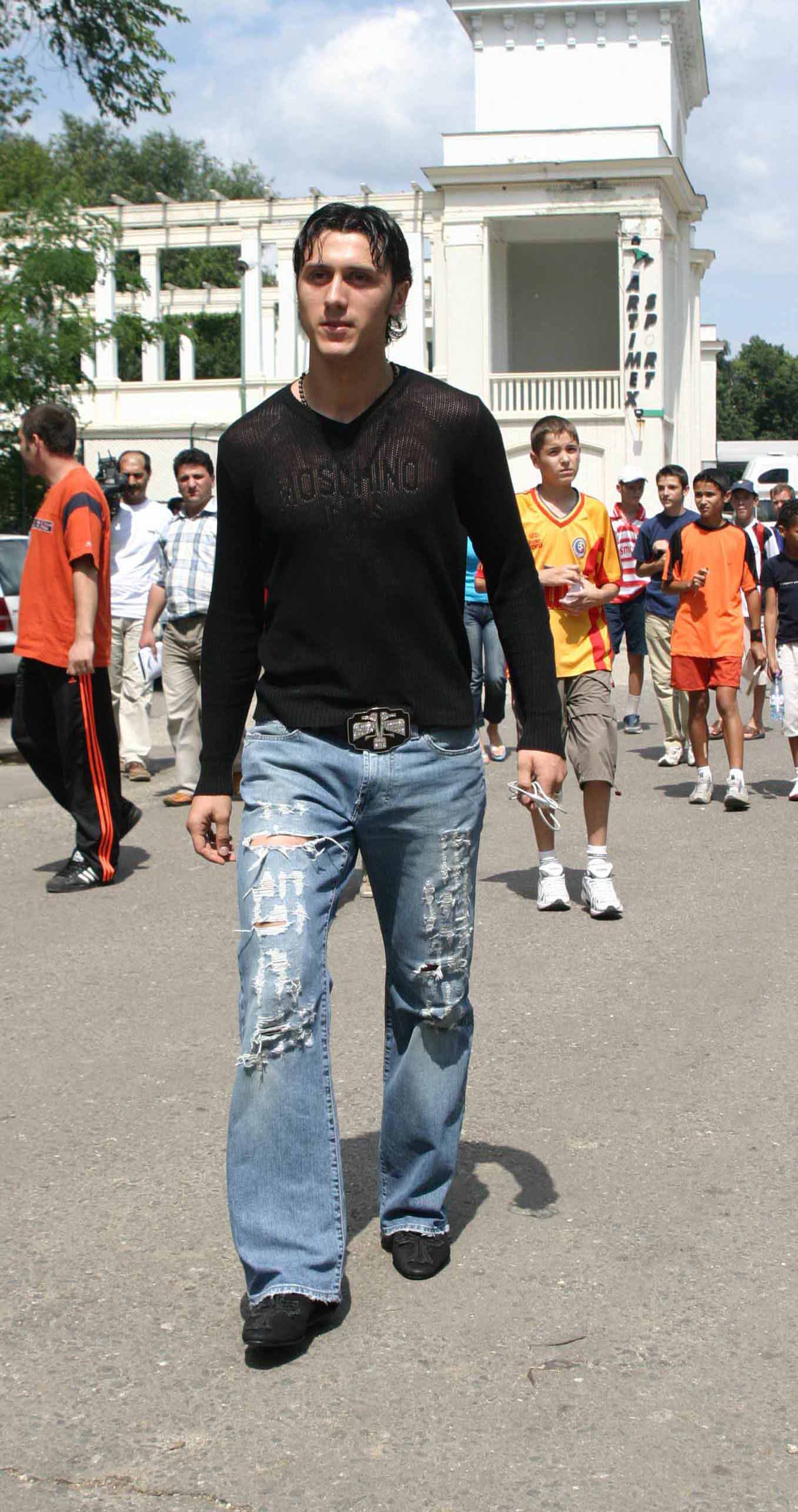 Marica a facut mereu furori, chiar daca a purtat si imitatii de firma