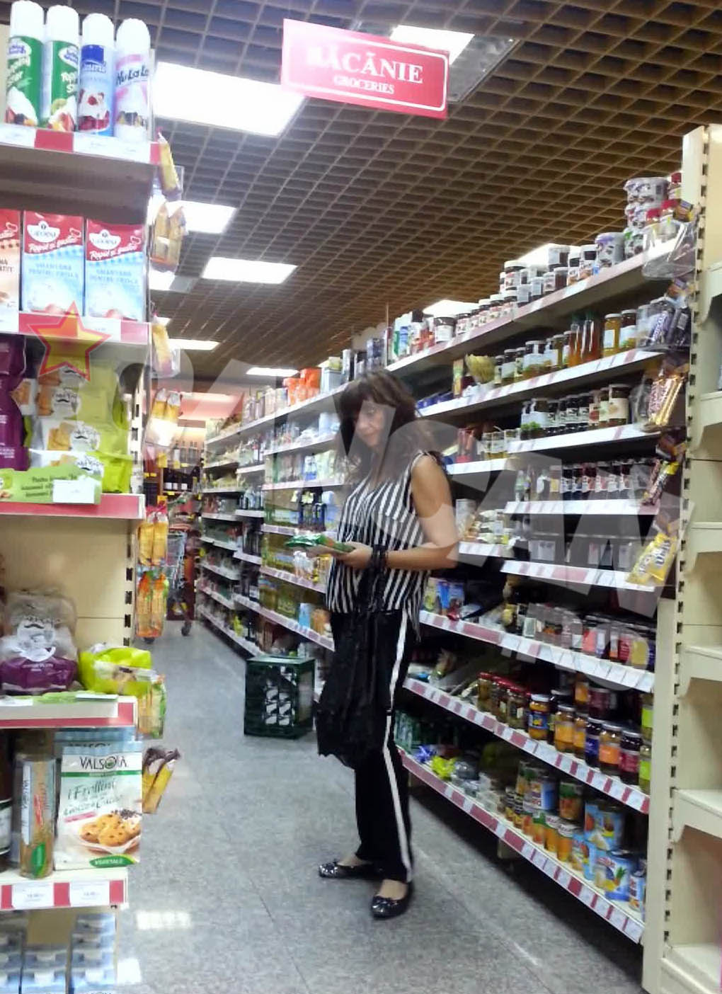 Doamna Piturca si-a pus in cos, la inceput, lapte, bere si taietei