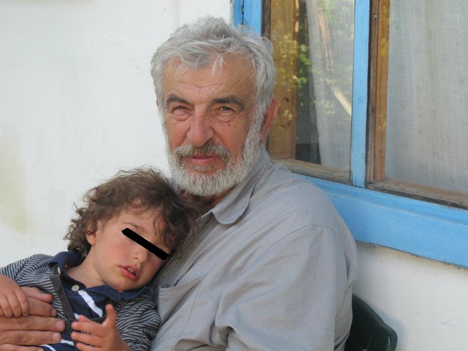 Actorul Stefan Sileanu sustine ca i-a fost rapit nepotelul de catre ginerele sau