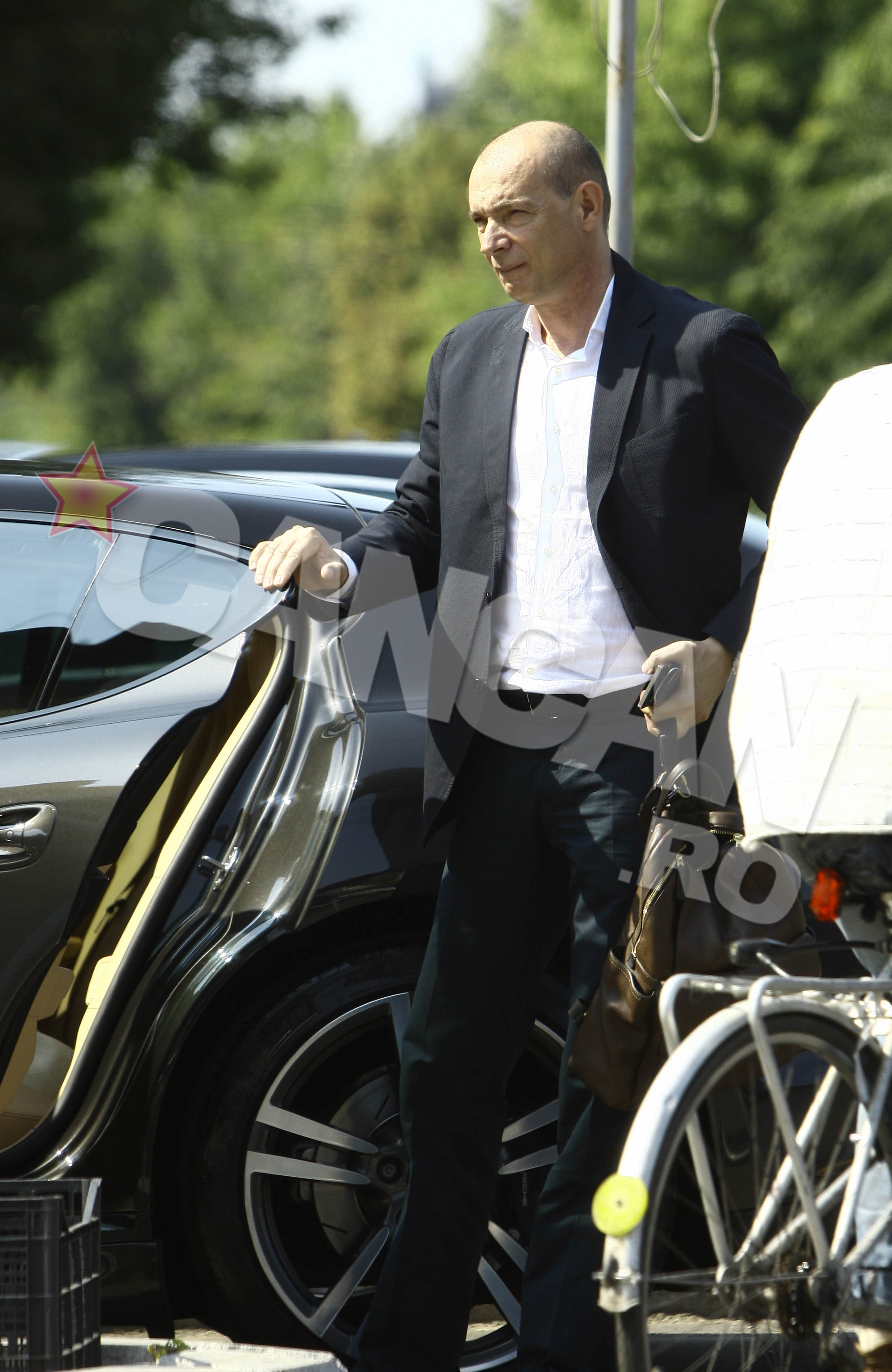 Daniel tudor si ramona